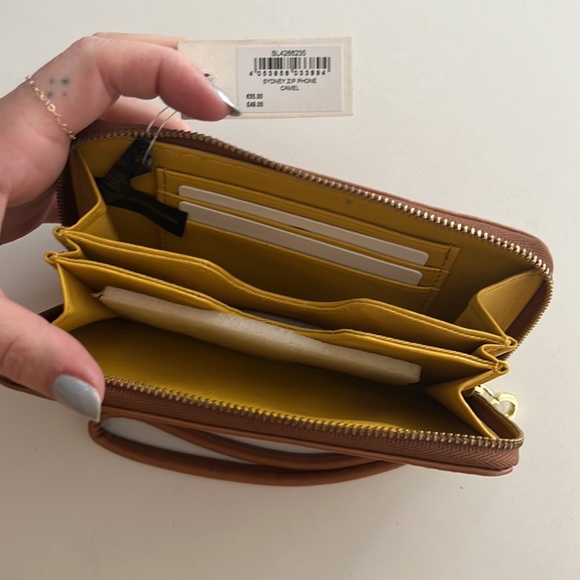 Fossil Camel Zip Clutch - Picture 3 of 4